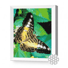 Бабочка на листочках, 20x30 см, алмазная мозаика